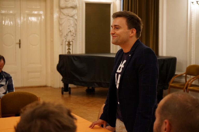 alairas_uj alairas_uj