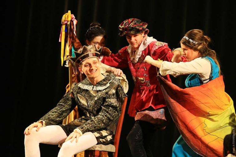 vajda_peter_szarvas_legjobb_eloadas