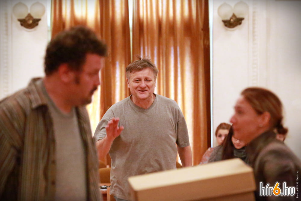 80370_bartus_gyula_a_sz_let_snap_rendez_se_k_zben_large_normal