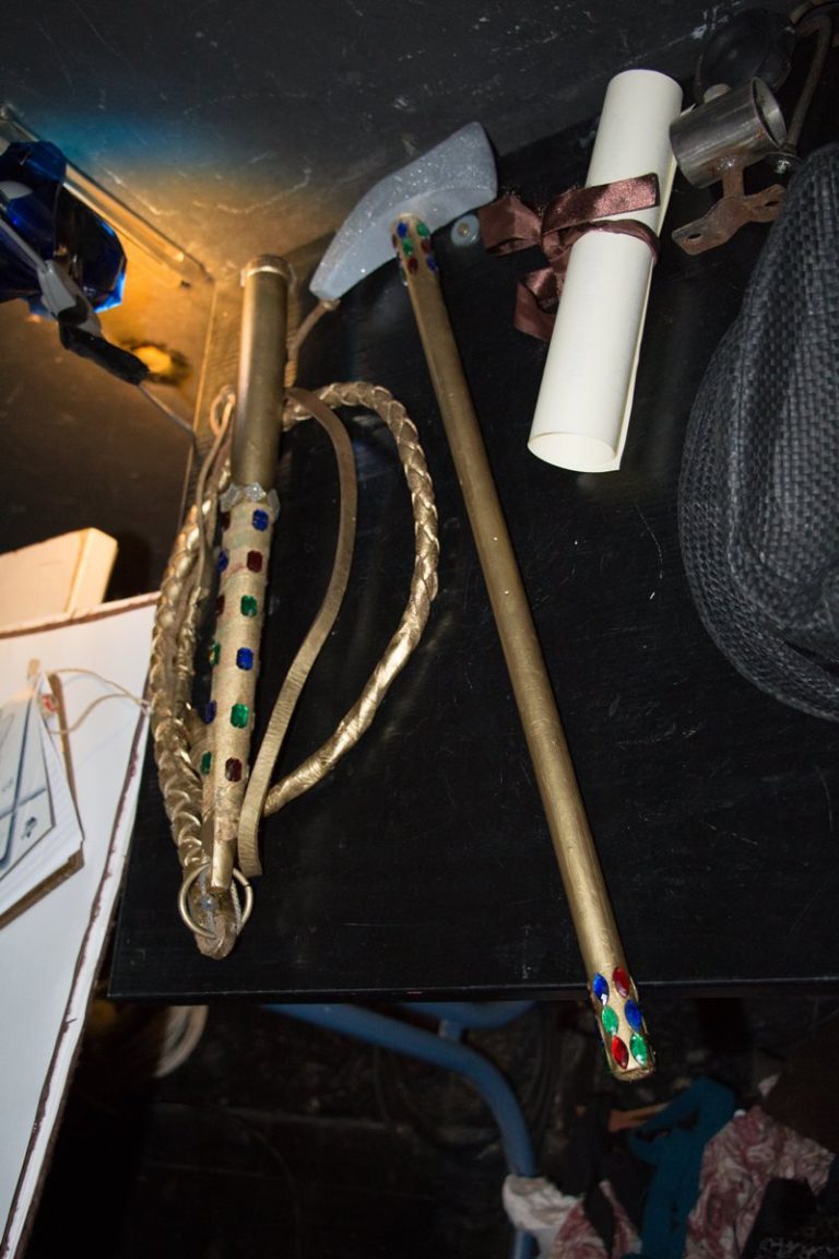 beszelo_kontos_diszlet_002