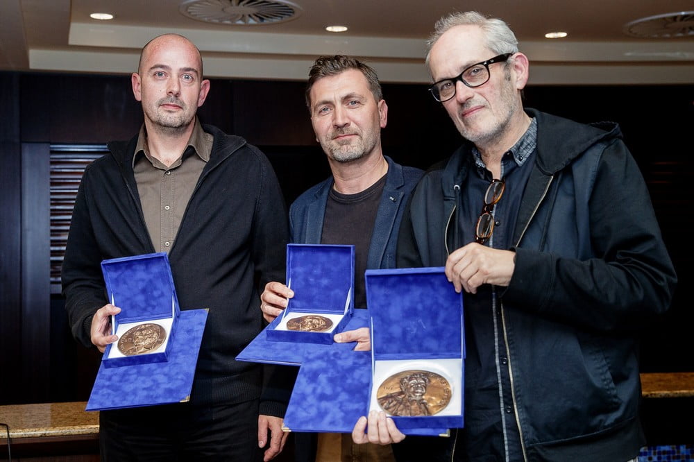 7_tege_antal_kapta_az_oze_lajos-dijat_a_gyulai_varszinhaz_rangos_elismereset_foto_eori_szabo_zsolt