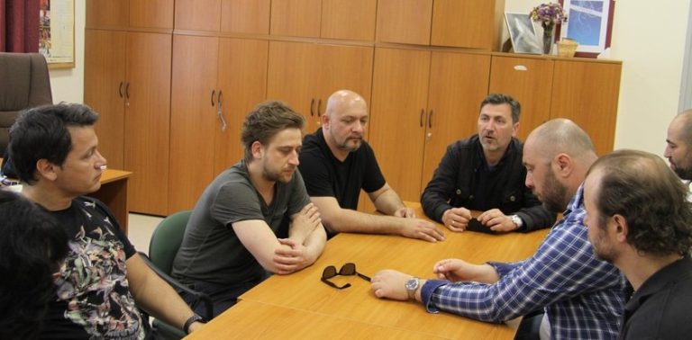 img_6985_2 img_6985_2