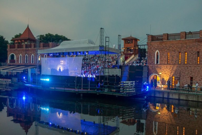 20190614_jokaiszinhaz_vizinyito_20190614_21-01-02-039_img_5492