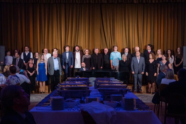 20191019_jokaiszinhaz_diszvacsi_20191019_22-14-56-040_img_9178