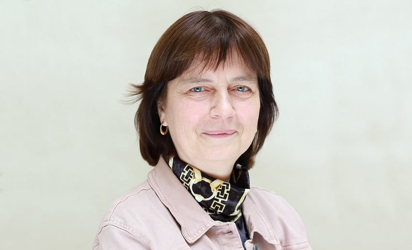 webes_fekvo_mindentudas_illes_maria