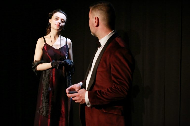 img_0162_web Amy (Földesi Ágnes Villő) és Michael (Tege Antal)