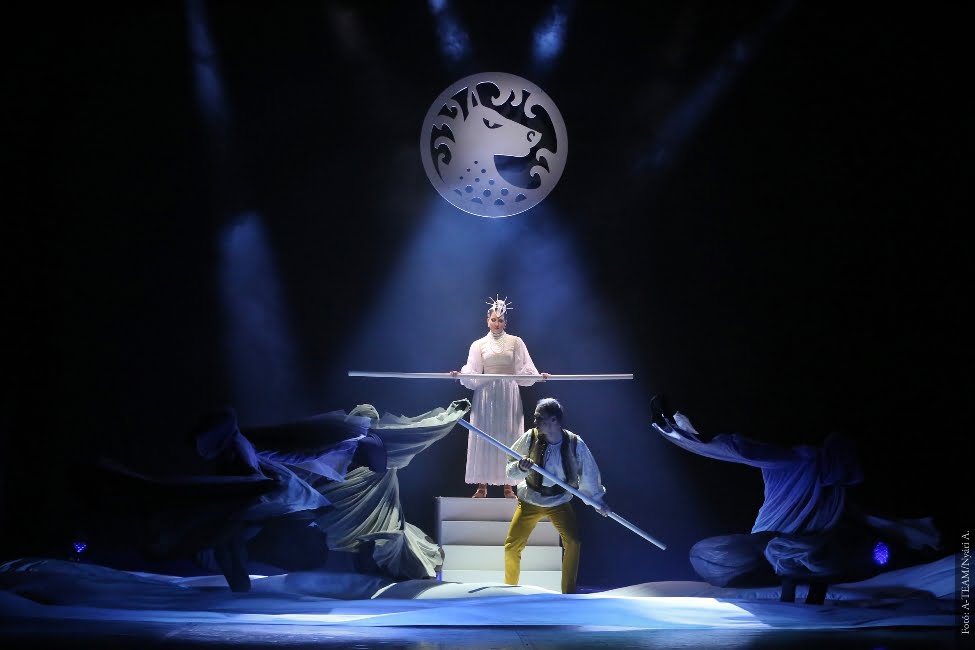 Fehérlófia jelenetkép