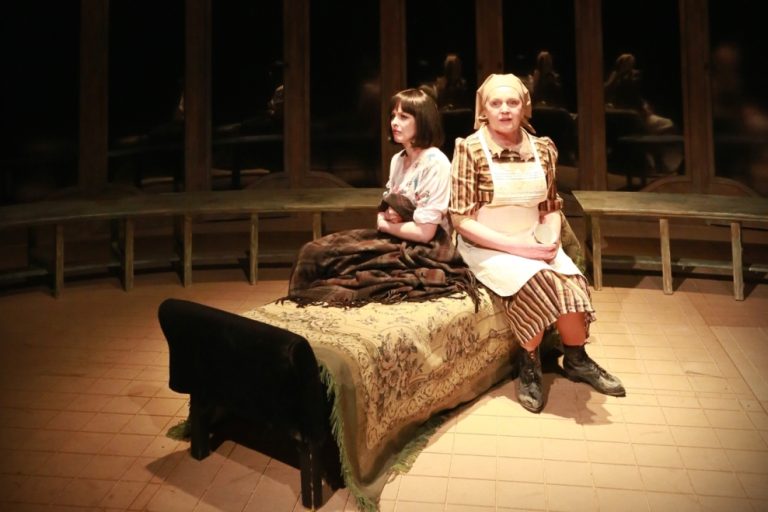 Tarsoly Krisztina és Kovács Edit, Fotó: A-Team/NyáriA