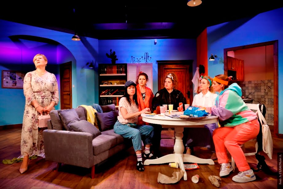 Furcsa pár (női változat)