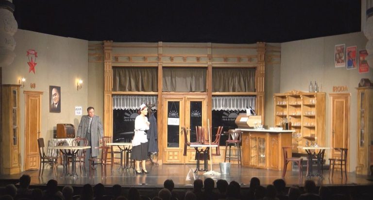 Szabadság, elvtársak!