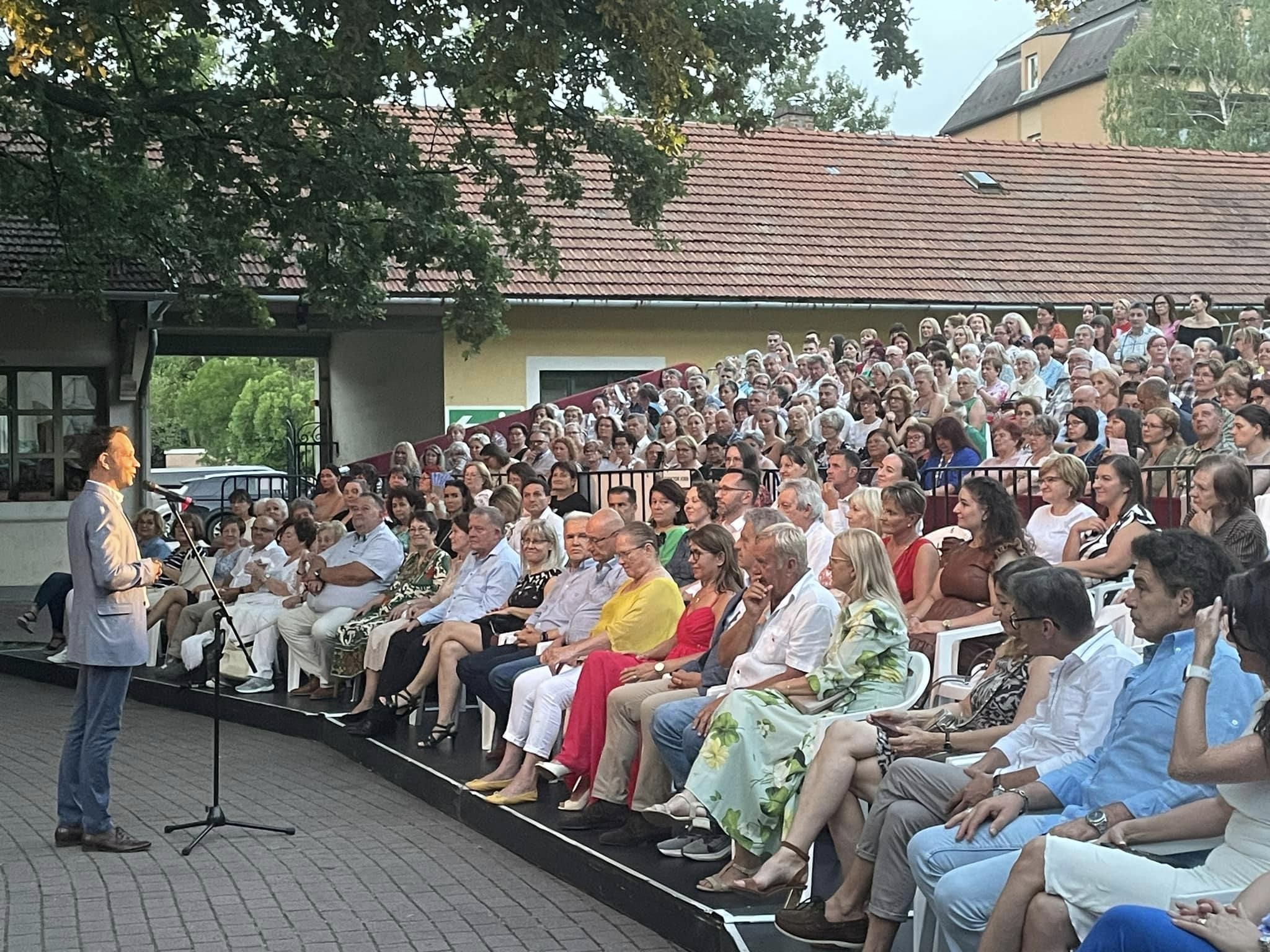 Városházi_megnyitó_24_Czitor