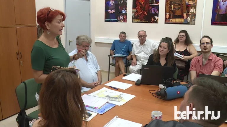 Kastély_olvasó_behír