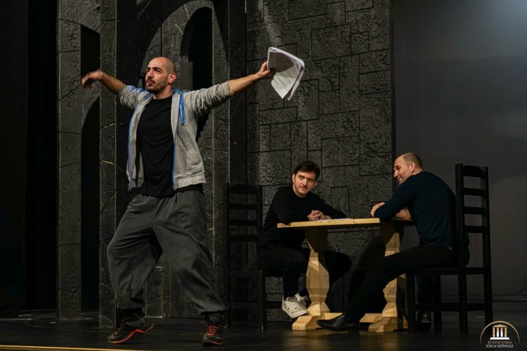 Hamletrock_szabózolis